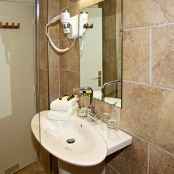 Villa Sainte Anne - Salle de bain chambre standard