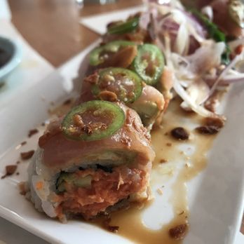Kushiyu - Albacore special roll - Sushi Bars Near Me - Tarzana, California