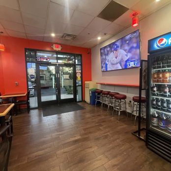 Golden Bay Pizza - Indoor - Pizza Near Me - Sunnyvale, California Golden Bay Pizza - Indoor - Pizza Near Me - Sunnyvale, California