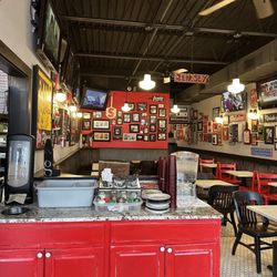Solorzano's Pizza - Webber Street - Interior