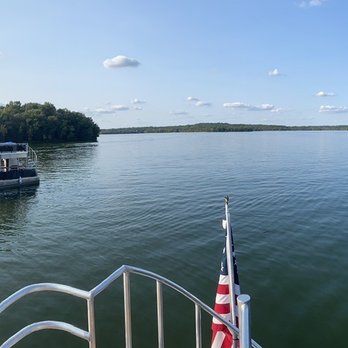 Nashville toons - Lake views - Ferries Near Me - Nashville, Tennessee