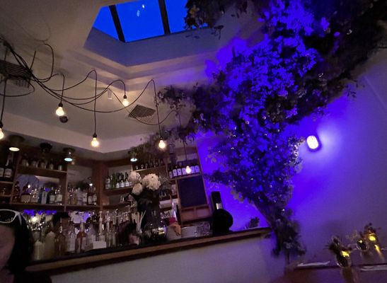 TUE THAI FOOD by null