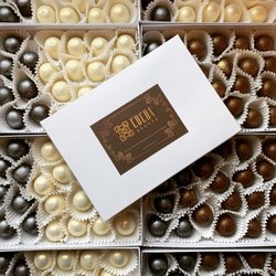 Cocoa Asante - Original Milk, White and Dark Chocolate Truffles