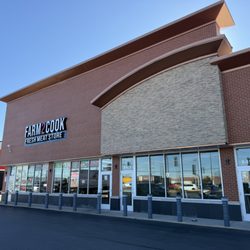 Farm 2 Cook - Strip mall storefront.