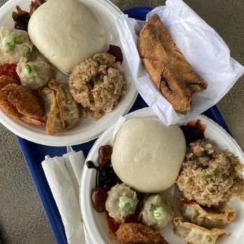 Dim 'N' Den Sum - Food Trucks Near Me - Koloa, Hawaii