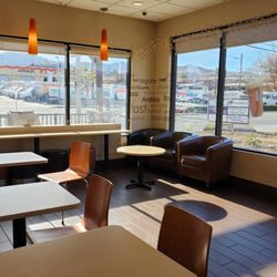 Dunkin' - Dining Area