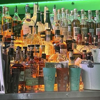 The Hub Sports Bistro - Sports Bars Near Me - Macomb, Michigan The Hub Sports Bistro - Sports Bars Near Me - Macomb, Michigan