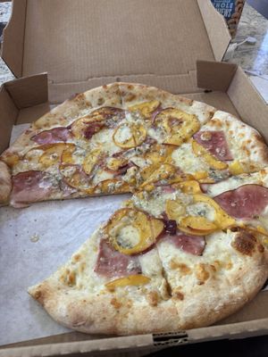 Hot Tomato Pizza by null