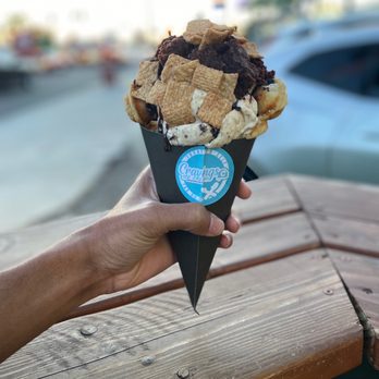 Cravings Ice Cream - Ice Cream & Frozen Yogurt Near Me - Bellflower, California Cravings Ice Cream - Ice Cream & Frozen Yogurt Near Me - Bellflower, California