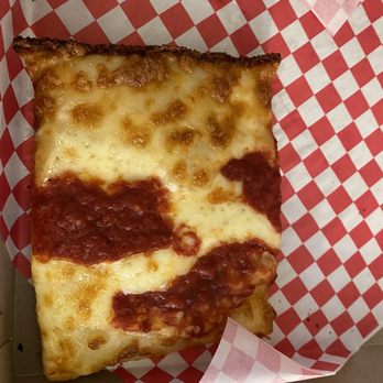 Prime Pizza - Grandmas square slice- excellent - Pizza Near Me - El Segundo, California Prime Pizza - Grandmas square slice- excellent - Pizza Near Me - El Segundo, California