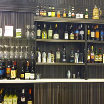 Mariano's Fresh Market - Beer and wine bar so you can do your shopping nice n toasty - Grocery Near Me - Chicago, Illinois Mariano's Fresh Market - Beer and wine bar so you can do your shopping nice n toasty - Grocery Near Me - Chicago, Illinois