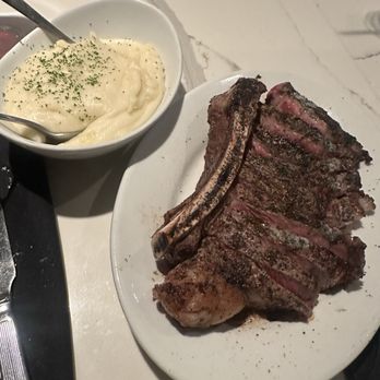 Ruth's Chris Steak House - Steakhouses Near Me - Aventura, Florida Ruth's Chris Steak House - Steakhouses Near Me - Aventura, Florida