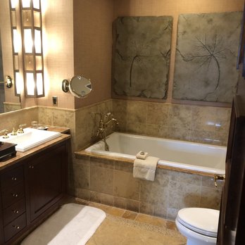 Nemacolin - Huge soaking tub - Resorts Near Me - Farmington, Pennsylvania Nemacolin - Huge soaking tub - Resorts Near Me - Farmington, Pennsylvania