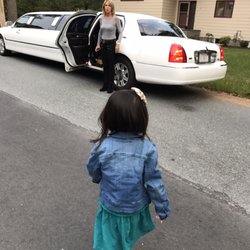Acre Bridge Transportation - Happy little girl