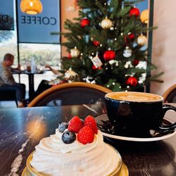 Lova Cafe