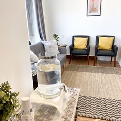 Reboot Organic Spa and Massage - Waiting area