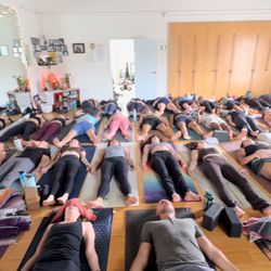Yoga on State