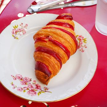 ID-Eclair - Bakeries Near Me - Pasadena, California