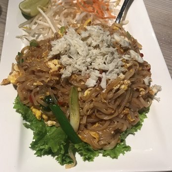 Chai Thai Noodles Berkeley - Damn I forgot what this was called, but it had crab and it was DELISH - Thai Near Me - Berkeley, California
