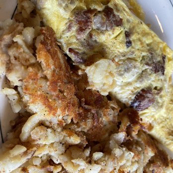 George's Kendig Square Restaurant - Sausage and cheddar omlet with home fries well done - American Near Me - Willow Street, Pennsylvania George's Kendig Square Restaurant - Sausage and cheddar omlet with home fries well done - American Near Me - Willow Street, Pennsylvania