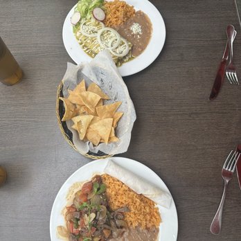 Los Cuernos - Mexican Near Me - Jersey City, New Jersey Los Cuernos - Mexican Near Me - Jersey City, New Jersey