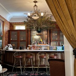 The Gilded Perch - Mid-shot