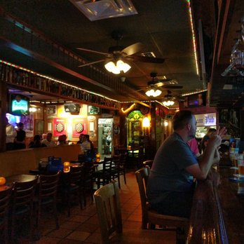 Ye Olde Falcon Pub - Desperately needed a cocktail after the work day I've had and my friend invited here... exactly what the doctor ordered!! - Pubs Near Me - Davie, Florida