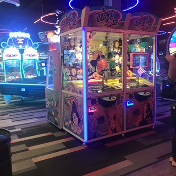 Bowlero Dania Beach - Arcade - Bowling Near Me - Dania Beach, Florida