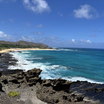 Halona Blowhole Lookout - Beaches Near Me - Honolulu, Hawaii Halona Blowhole Lookout - Beaches Near Me - Honolulu, Hawaii
