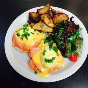 Hell Phone - Eggs Benedict with salmon. - Cocktail Bars Near Me - East Williamsburg, New York