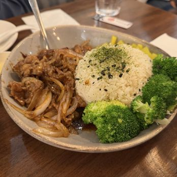 Seven Grams - GYUDON(Japanese Beef Rice Bowl) - Chinese Near Me - Tustin, California Seven Grams - GYUDON(Japanese Beef Rice Bowl) - Chinese Near Me - Tustin, California