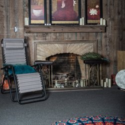 Valley Acupuncture Health Solutions - Group Treatment Room