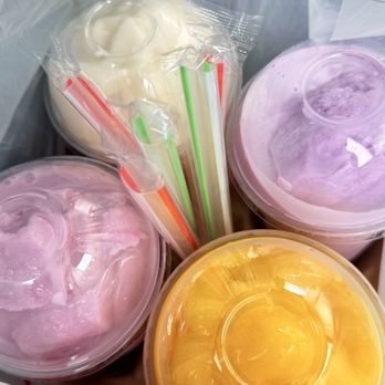 Win’s Fresh Fruit Smoothie - Strawberry+Taro, Mango, Taro, and Soursop boba - Juice Bars & Smoothies Near Me - Wahiawa, Hawaii