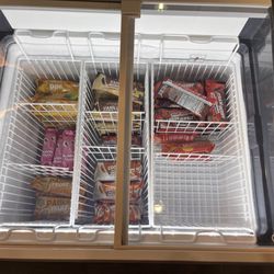Currents Cafe - Ice cream bars