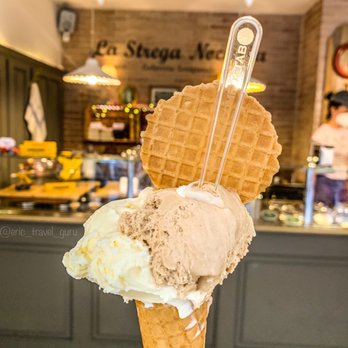 La Strega Nocciola - Buontalenti & Hazelnut she said! 'Cause when the cute Florentine scooper tells you to... Oh my! - Ice Cream & Frozen Yogurt Near Me - Florence, FI La Strega Nocciola - Buontalenti & Hazelnut she said! 'Cause when the cute Florentine scooper tells you to... Oh my! - Ice Cream & Frozen Yogurt Near Me - Florence, FI