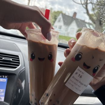 Simple Sweets - Brown sugar milk tea - Bubble Tea Near Me - Norwood, Massachusetts