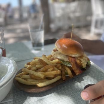 Marker 88 - Mahi sandwich - Seafood Near Me - Islamorada, Florida Marker 88 - Mahi sandwich - Seafood Near Me - Islamorada, Florida