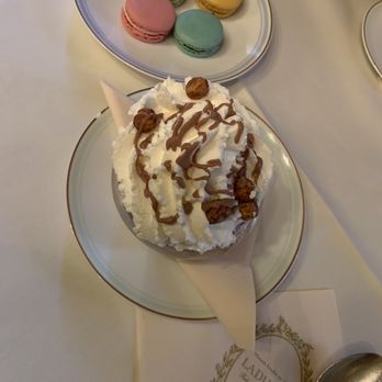 Ladurée - Macarons Near Me - Paris, 75 Ladurée - Macarons Near Me - Paris, 75