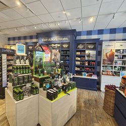 Bath & Body Works