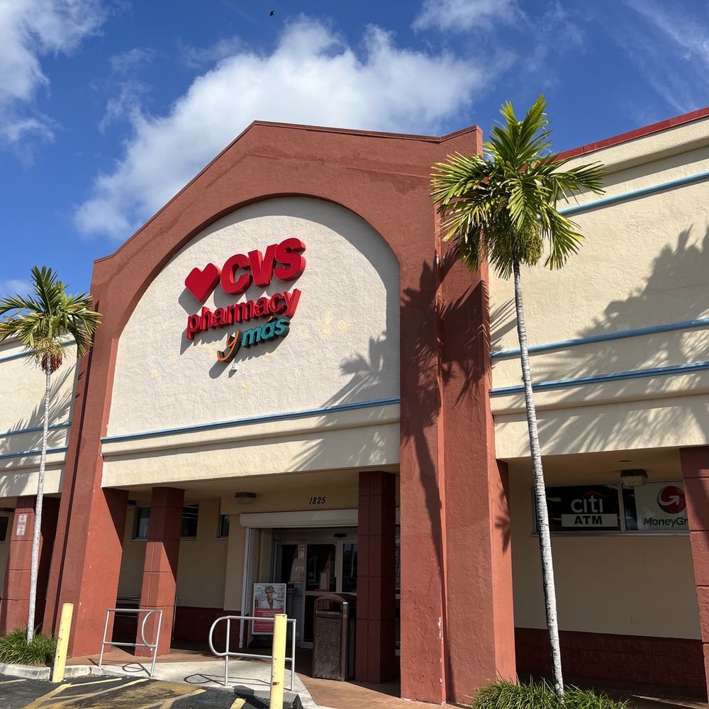 CVS Pharmacy y más - Store front - Drugstores Near Me - NORTH MIAMI BEACH, Florida CVS Pharmacy y más - Store front - Drugstores Near Me - NORTH MIAMI BEACH, Florida