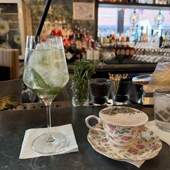 Bar La Rue - Drinks - Bars Near Me - Chicago, Illinois