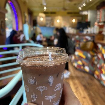 Life Alive Organic Cafe Central Square - Mexican Hot Chocolate (iced) - Vegetarian Near Me - Cambridge, Massachusetts