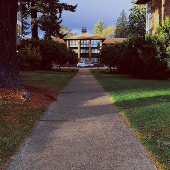Pacific Lutheran University - Walkway to Ordal - Colleges & Universities Near Me - Tacoma, Washington