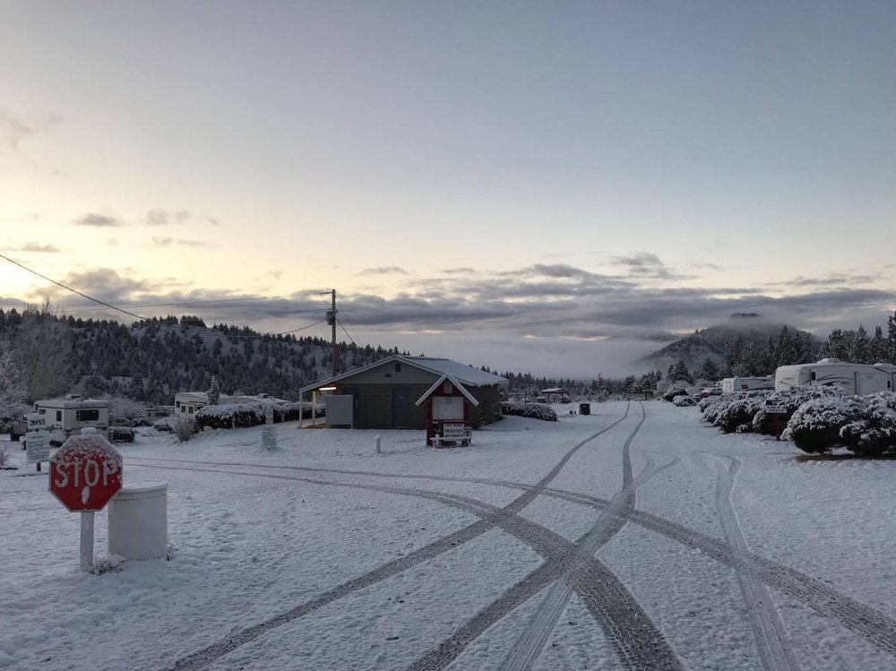 SUN ROCKS RV PARK - Updated January 2026 - 10 Photos - 14900 SE Juniper ...