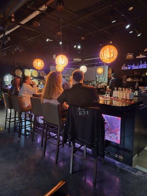 Skaalvenn Distillery & Cocktail Lounge by null