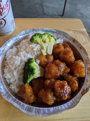 Golden Wok by null