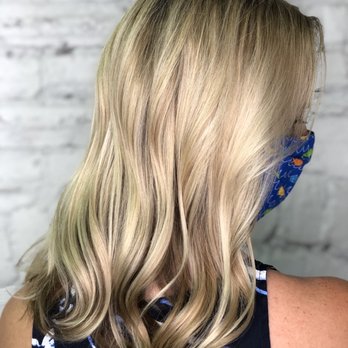 Cavalry Salon - Yvonne and her amazing highlights! - Hair Salons Near Me - Washington, DC, District of Columbia Cavalry Salon - Yvonne and her amazing highlights! - Hair Salons Near Me - Washington, DC, District of Columbia