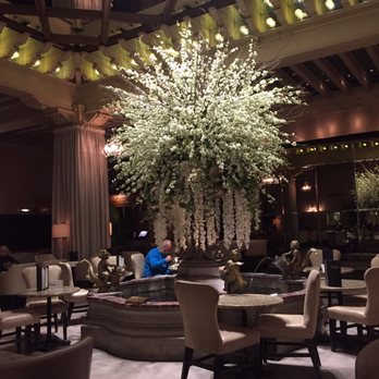 The Drake - Bar area - Hotels Near Me - Chicago, Illinois The Drake - Bar area - Hotels Near Me - Chicago, Illinois