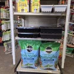 Fred's Feed & Supply