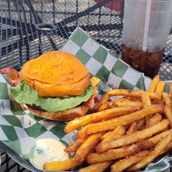 Mr Jack'ss Sports Bar & Grill - 1/2 lb Bourbon burger with home-made fries and a coke.